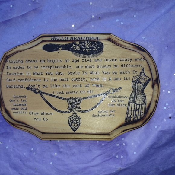 Cute little wall plaques I make - Picture 1 of 3